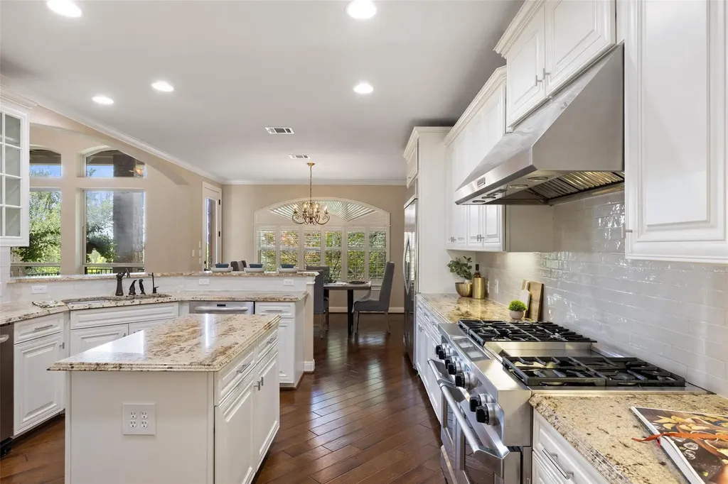 407 Bella Montagna Circle Austin TX 78734