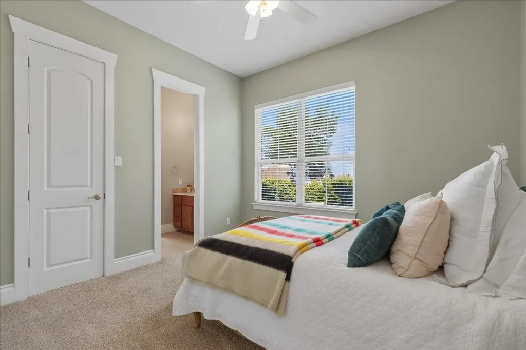 4140 County Road 467 Elgin TX 78621