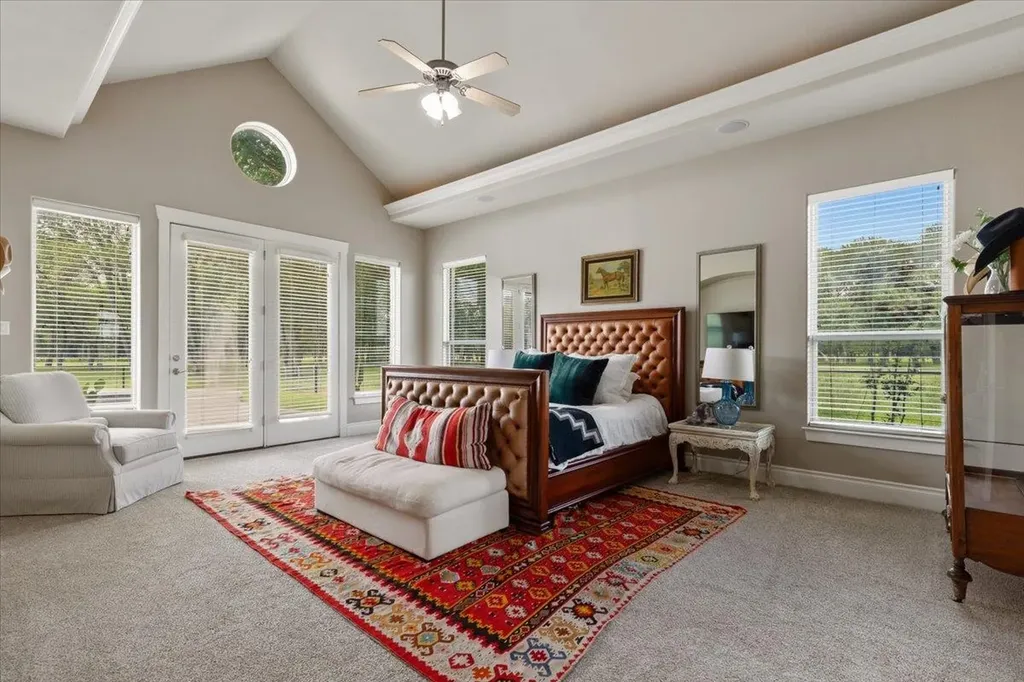 4140 County Road 467 Elgin TX 78621