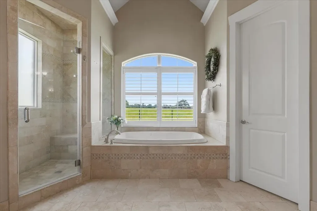 4140 County Road 467 Elgin TX 78621