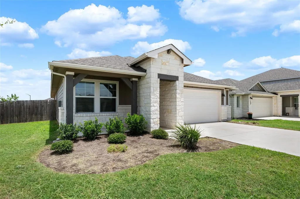 257 Fossil Drive Kyle TX 78640