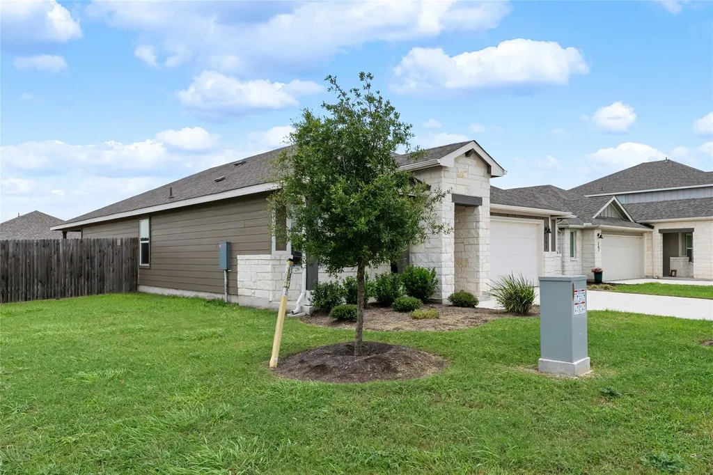 257 Fossil Drive Kyle TX 78640