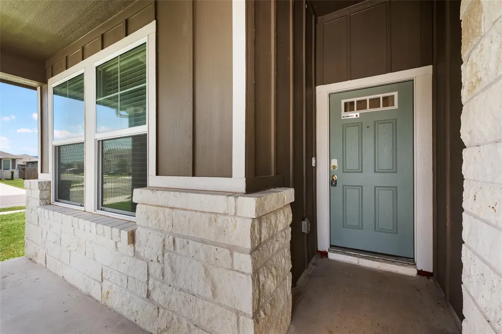 257 Fossil Drive Kyle TX 78640