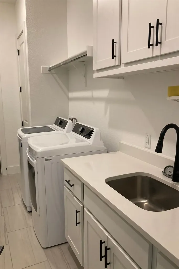 706 Pear Tree Lane Austin TX 78737