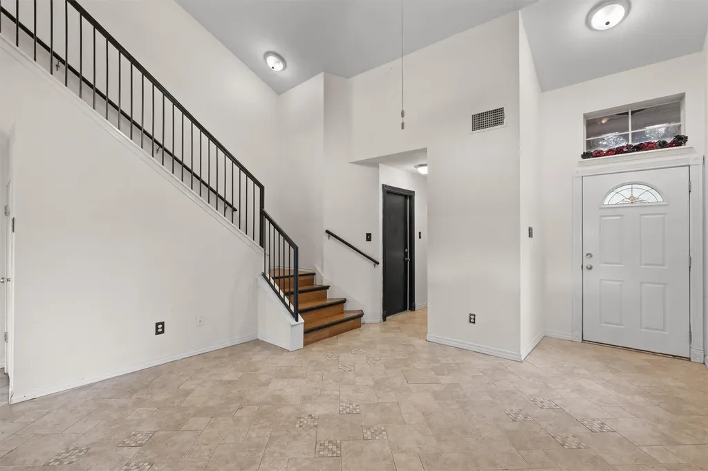 2040 Buckley Lane Round Rock TX 78664