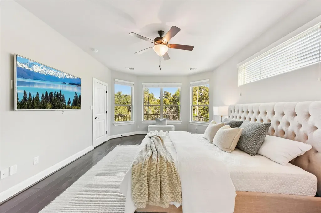 5629 Siragusa Drive Austin TX 78738