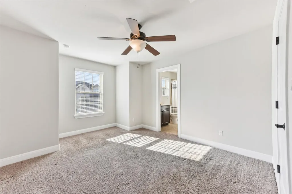 5629 Siragusa Drive Austin TX 78738