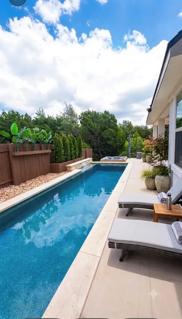 5629 Siragusa Drive Austin TX 78738