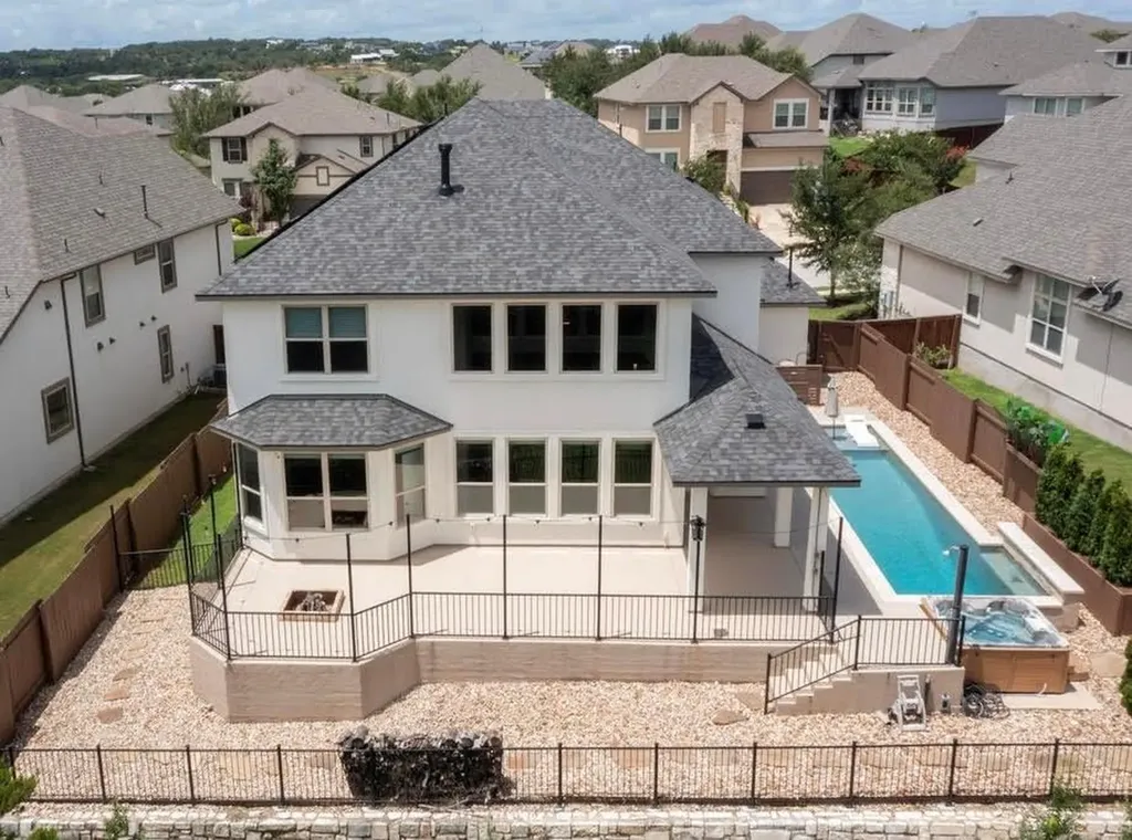 5629 Siragusa Drive Austin TX 78738