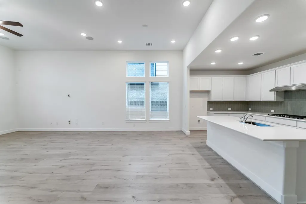 508 Echo Pass Liberty Hill TX 78642