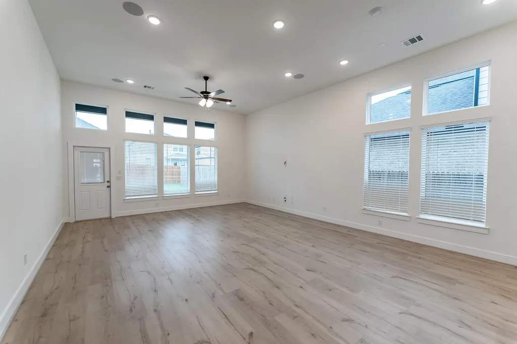 508 Echo Pass Liberty Hill TX 78642