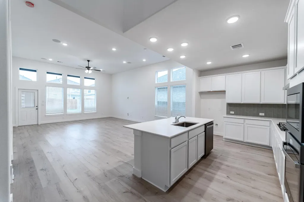 508 Echo Pass Liberty Hill TX 78642
