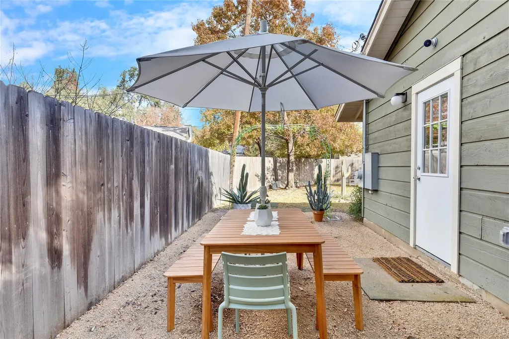 2108 Wooten Drive Austin TX 78757