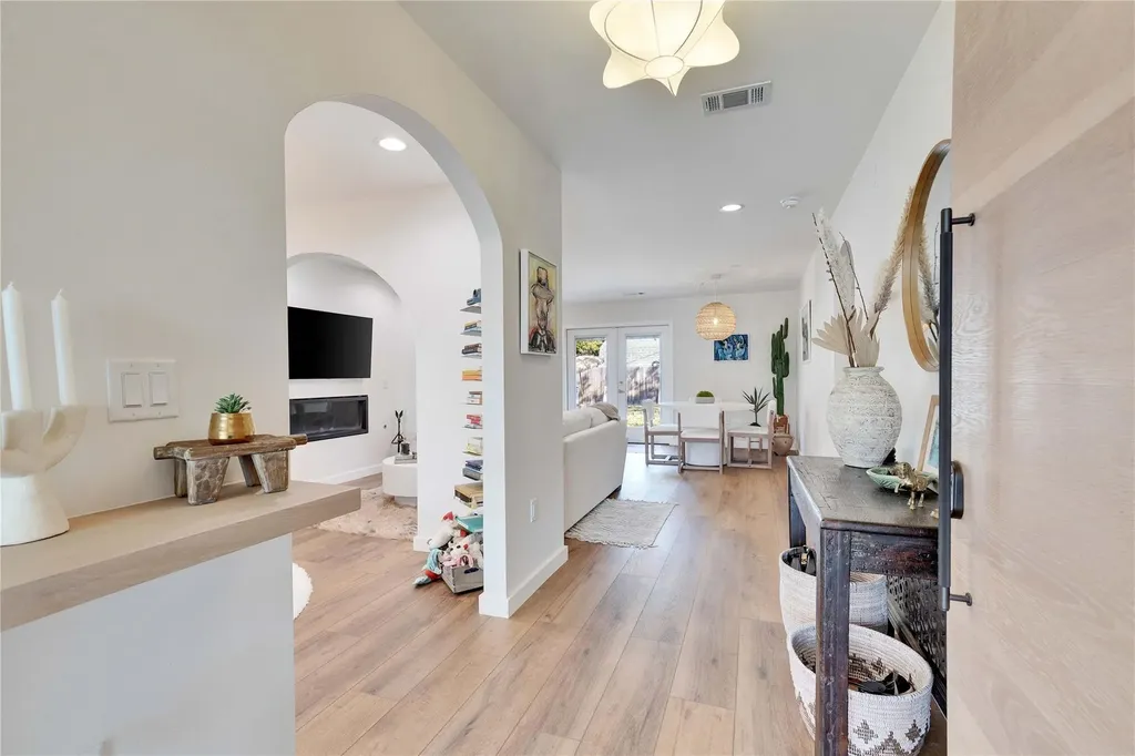 2108 Wooten Drive Austin TX 78757