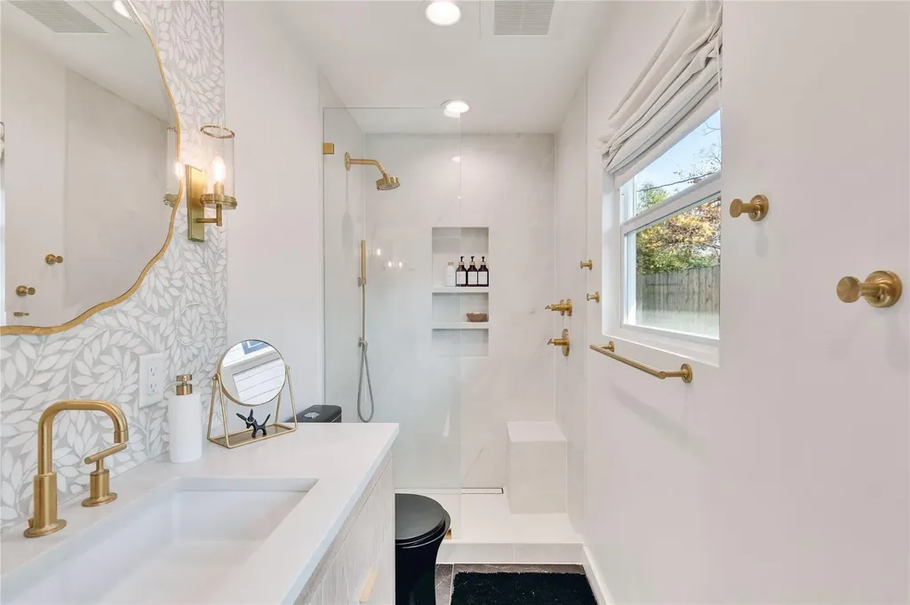 2108 Wooten Drive Austin TX 78757