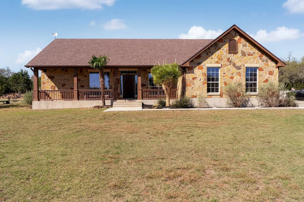 463 Beauchamp Road Dripping Springs TX 78620