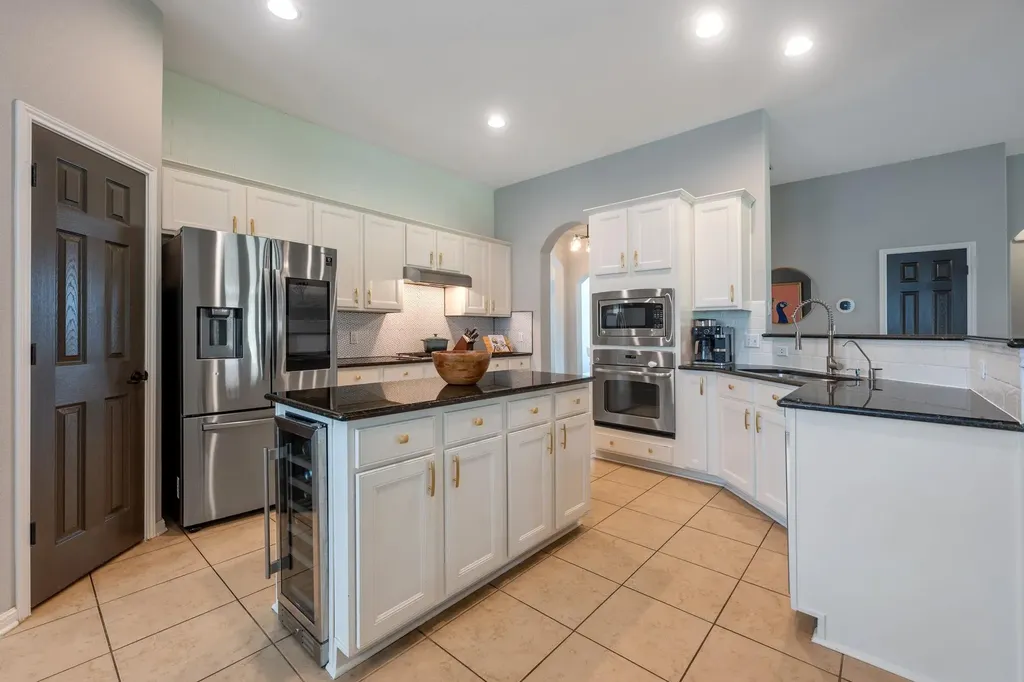 594 Ledge Stone Drive Austin TX 78737