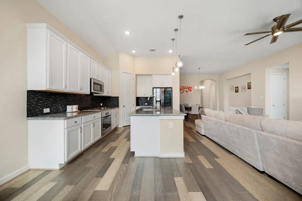 6633 Verona Place Round Rock TX 78665
