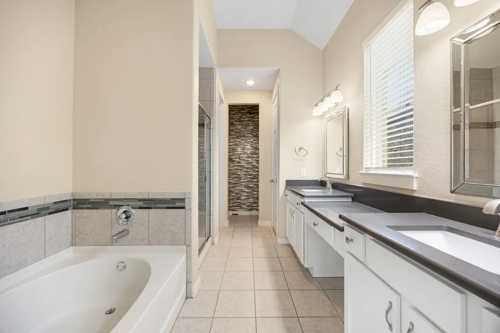 6633 Verona Place Round Rock TX 78665