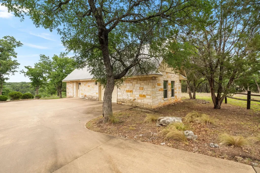 125 Covington Cove Georgetown TX 78628