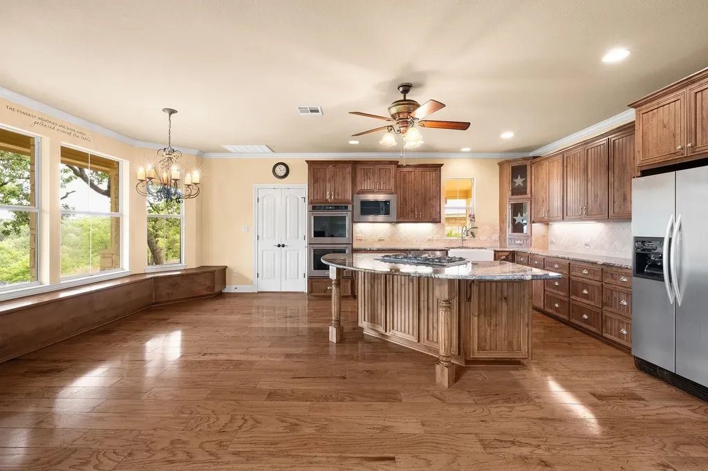 125 Covington Cove Georgetown TX 78628