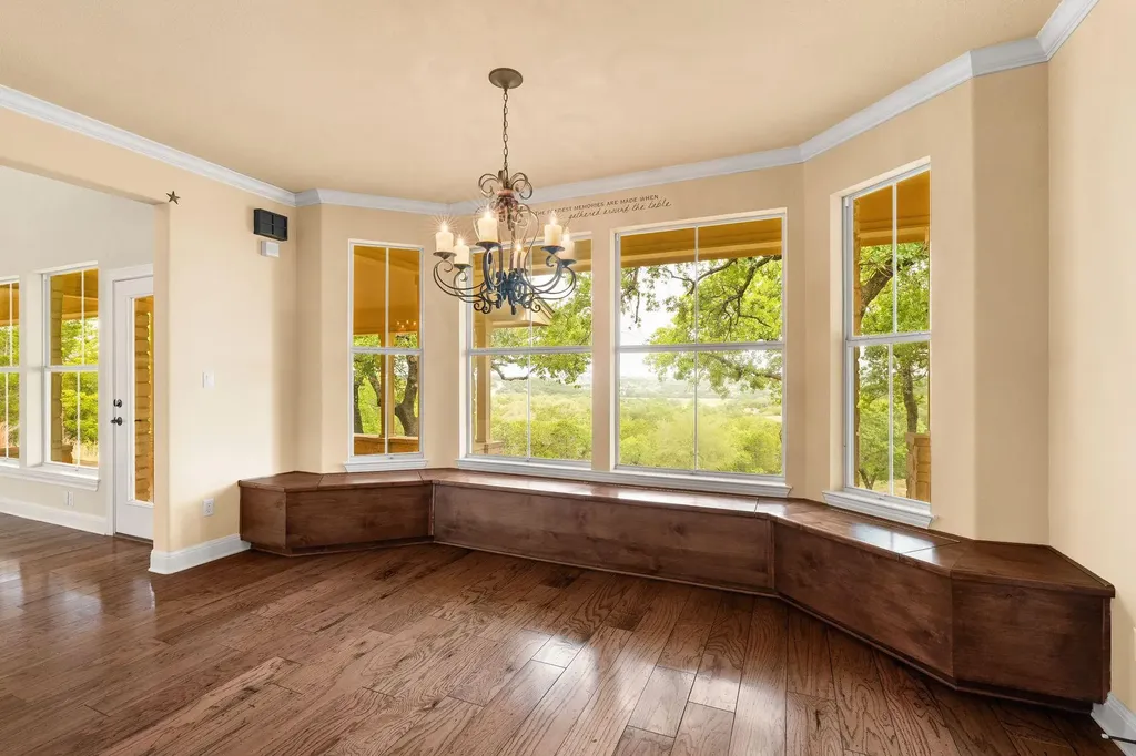 125 Covington Cove Georgetown TX 78628