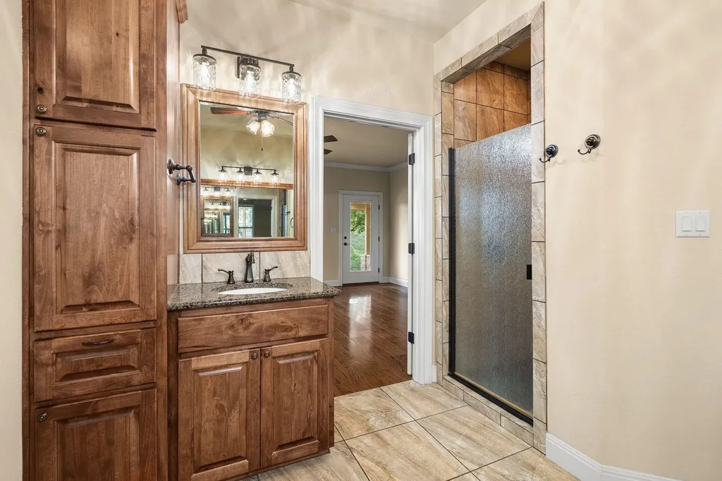125 Covington Cove Georgetown TX 78628