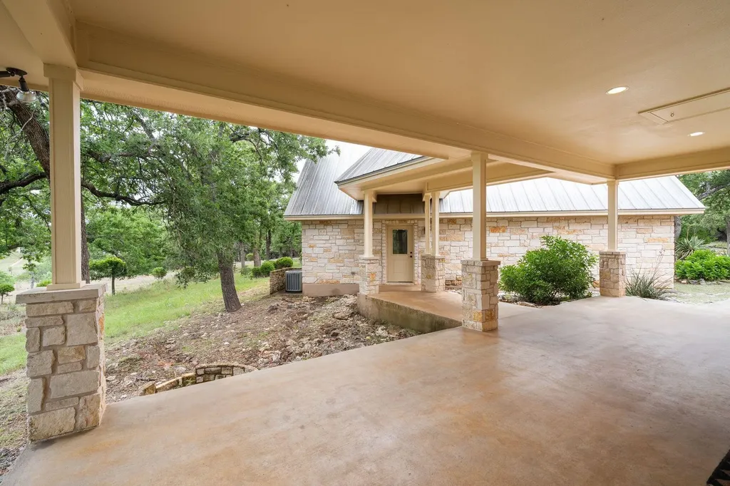 125 Covington Cove Georgetown TX 78628
