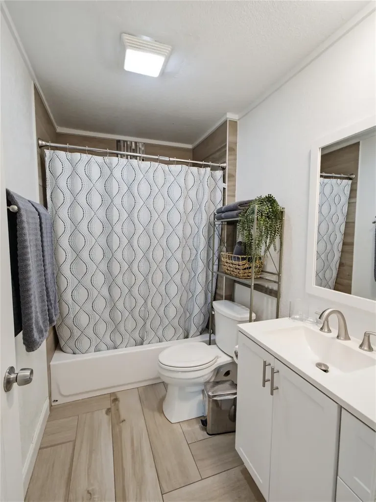 1108 Jolena Circle Austin TX 78721