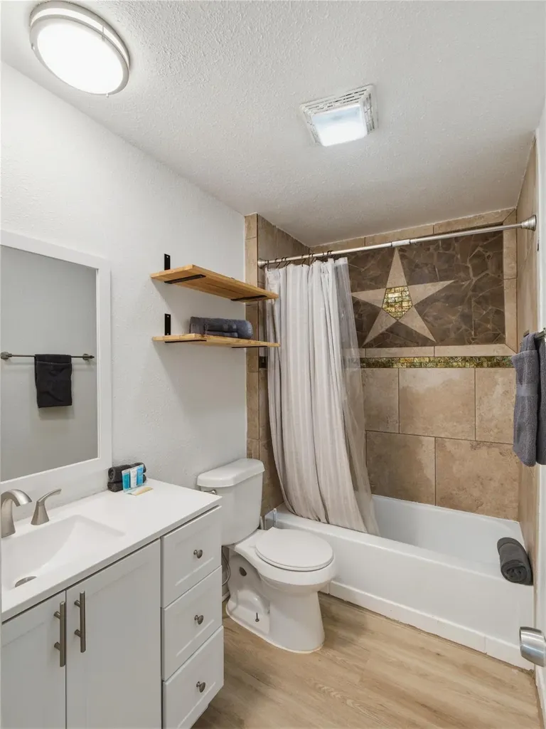 1108 Jolena Circle Austin TX 78721