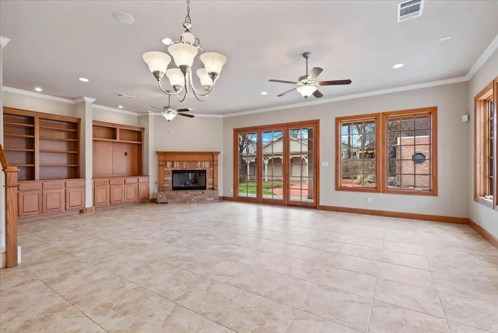 3006 Washington Square Austin TX 78705
