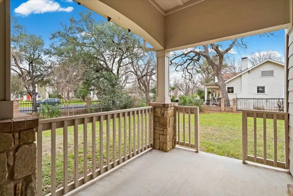 3006 Washington Square Austin TX 78705