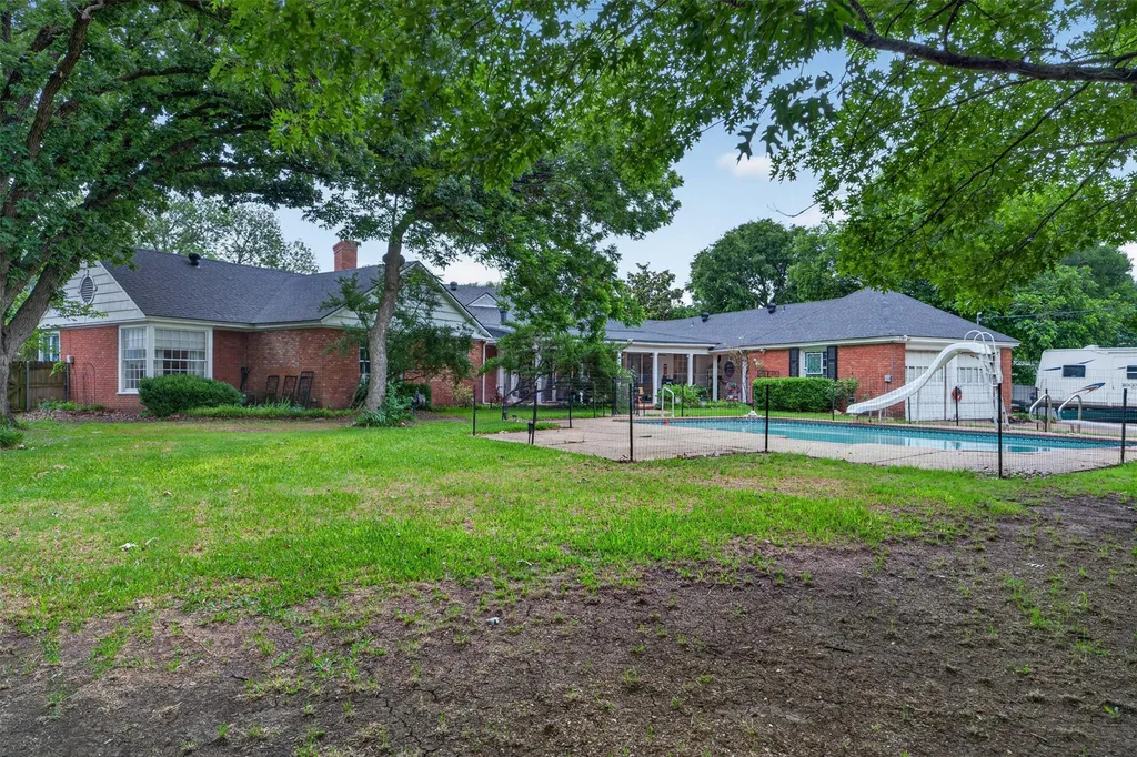 437 Craig Street Hillsboro TX 76645
