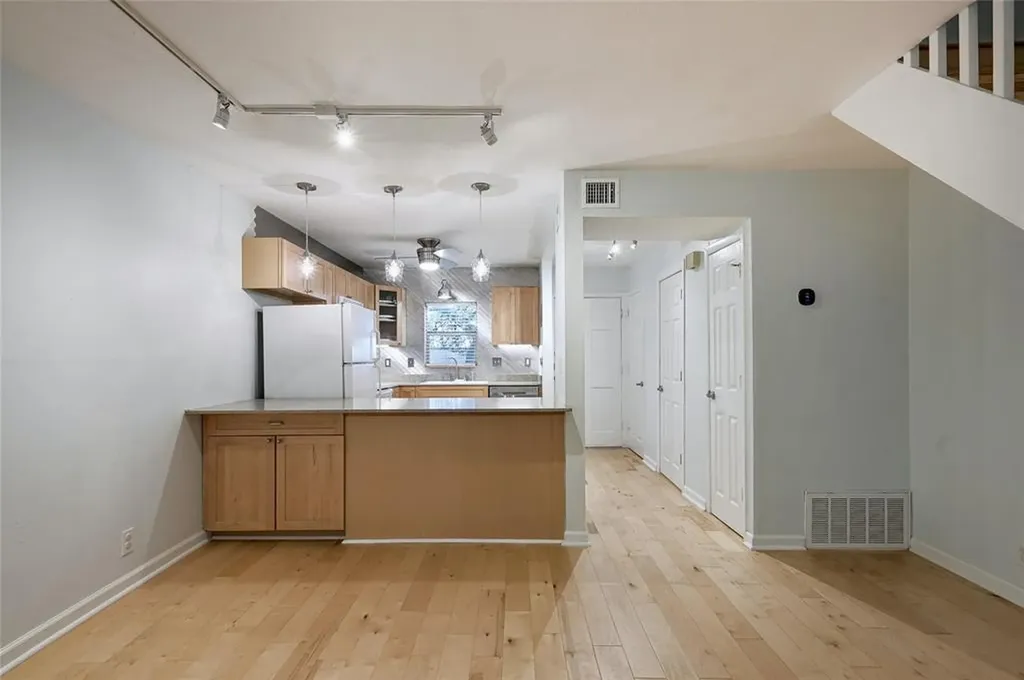 5330 Balcones Drive Austin TX 78731