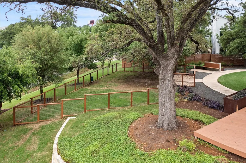 801 N Bluff Drive Austin TX 78745