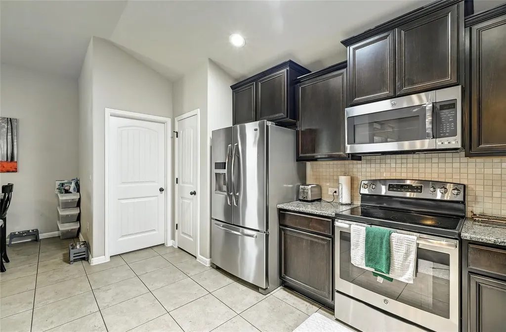 821 Bryce Canyon Pflugerville TX 78660