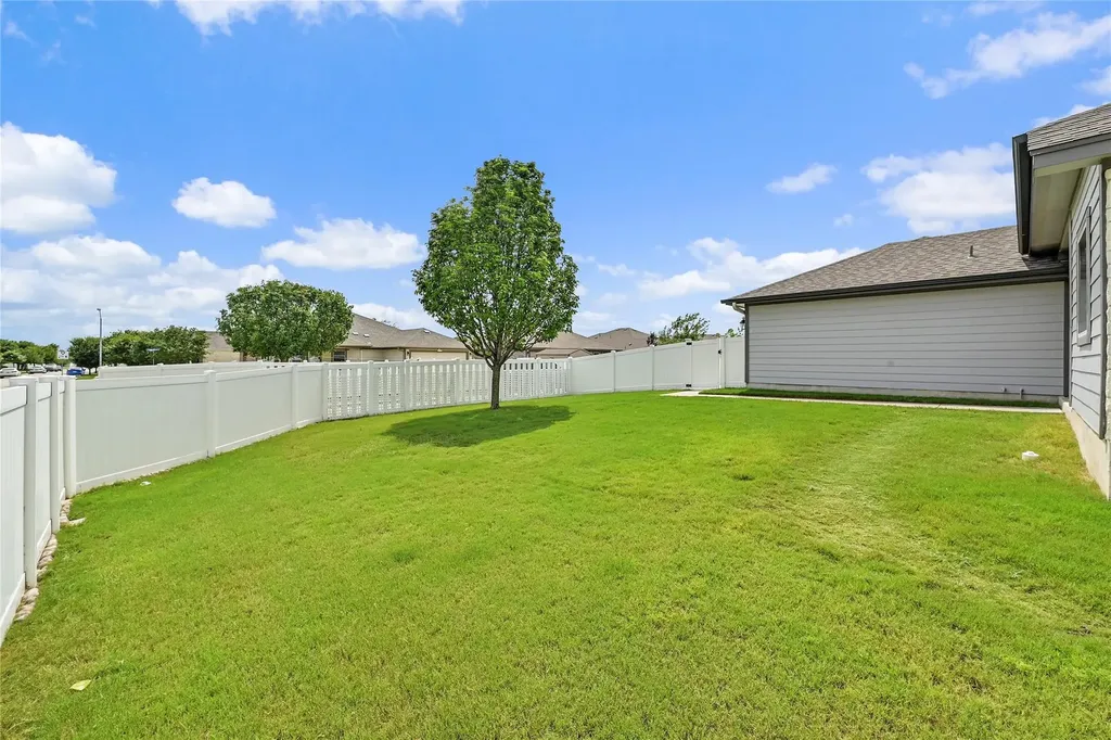 821 Bryce Canyon Pflugerville TX 78660