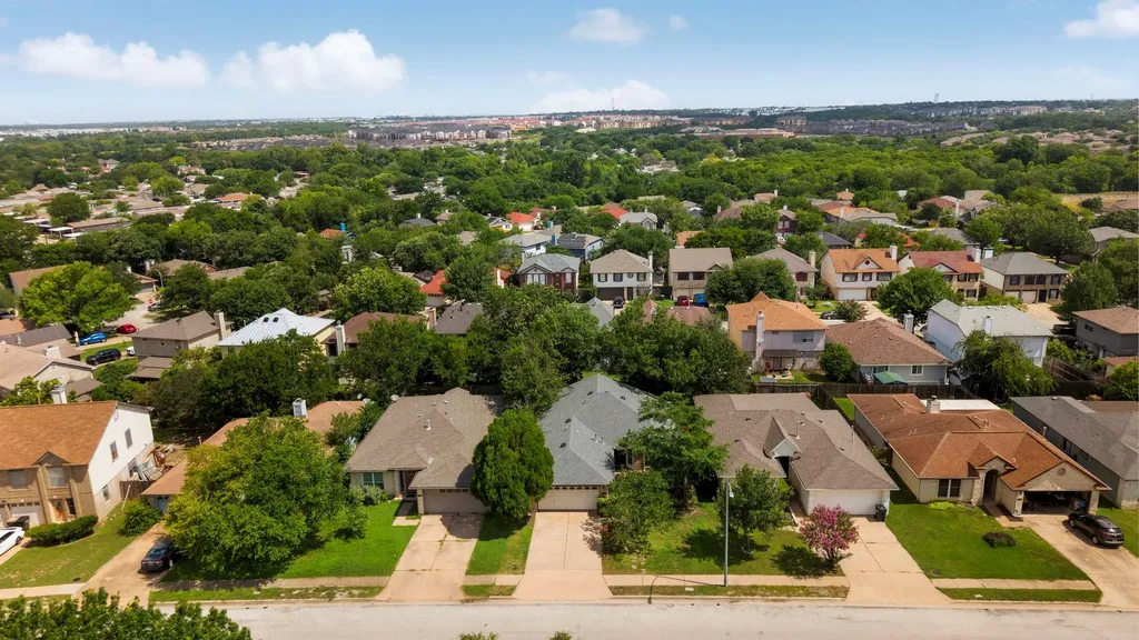 13910 Cambourne Drive Pflugerville TX 78660