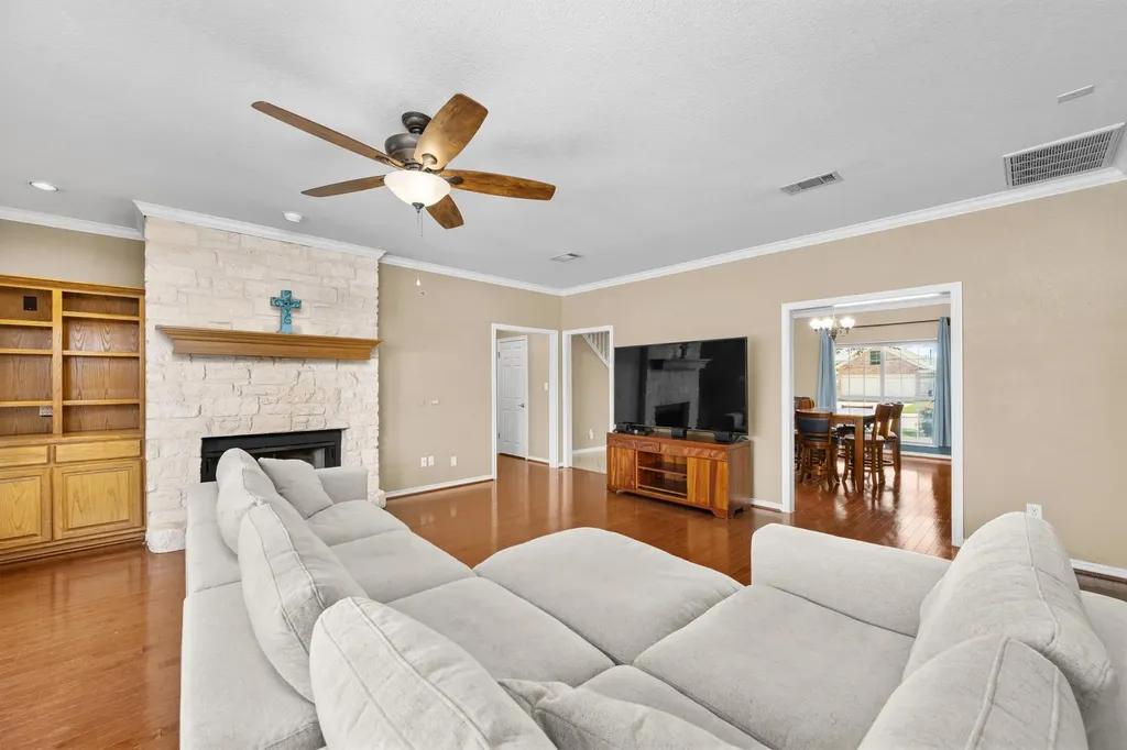 108 Thornwood Road Georgetown TX 78628