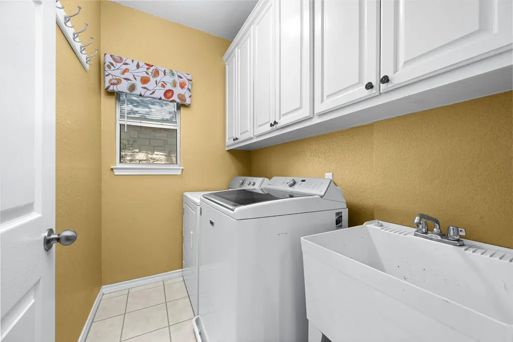 108 Thornwood Road Georgetown TX 78628