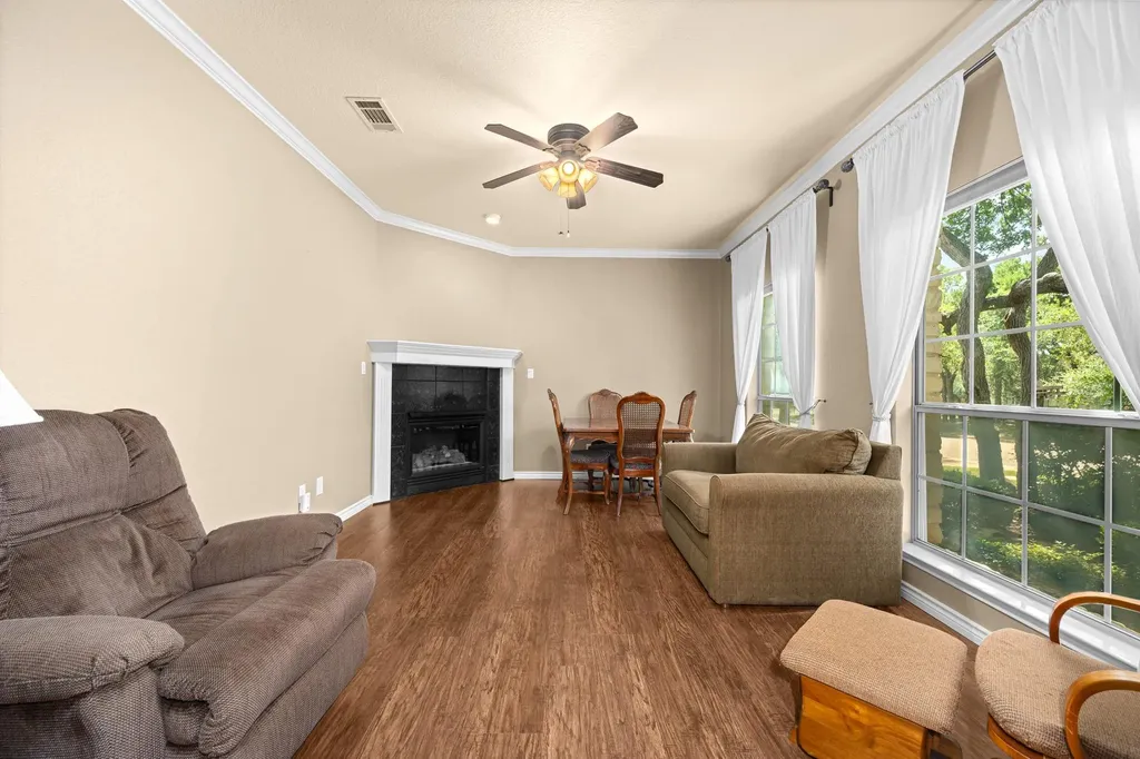 108 Thornwood Road Georgetown TX 78628