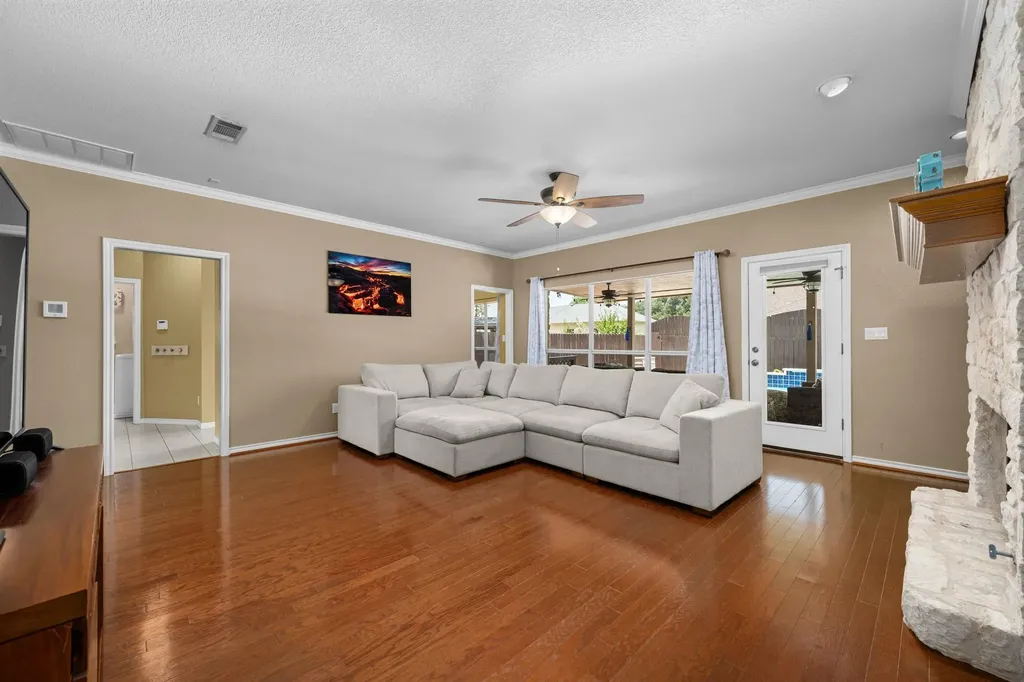108 Thornwood Road Georgetown TX 78628