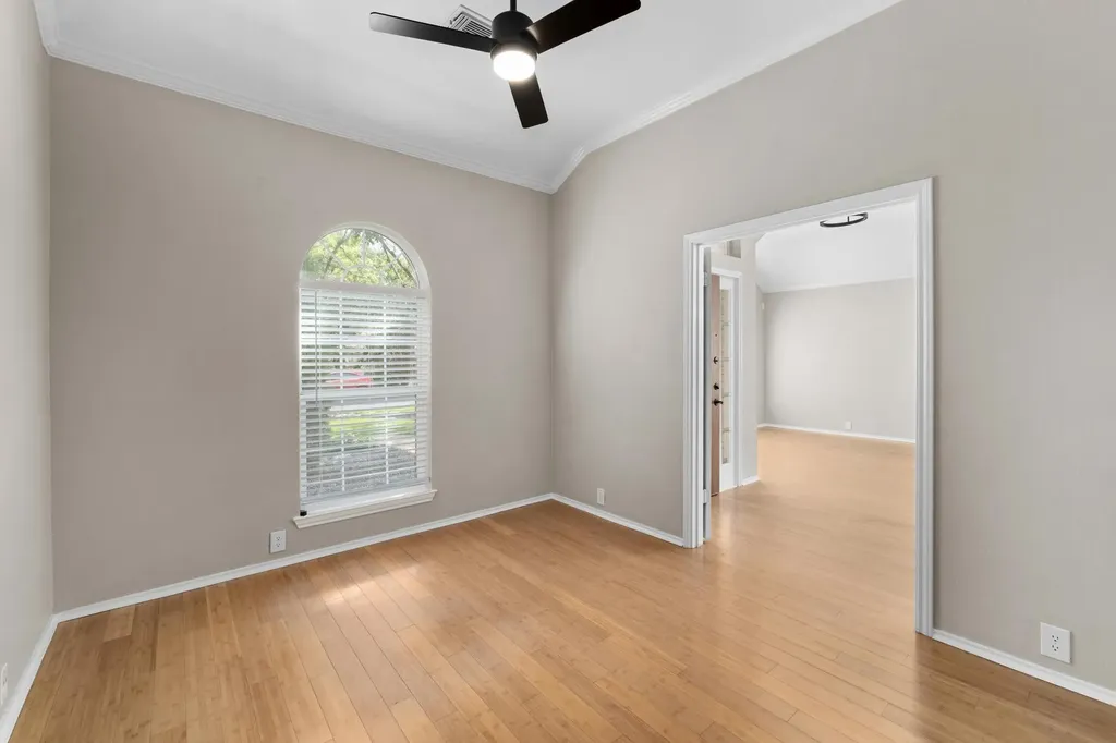 5405 Apache Creek Cove Austin TX 78735
