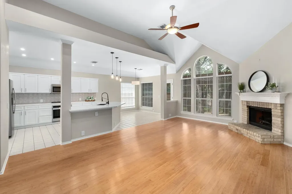 5405 Apache Creek Cove Austin TX 78735