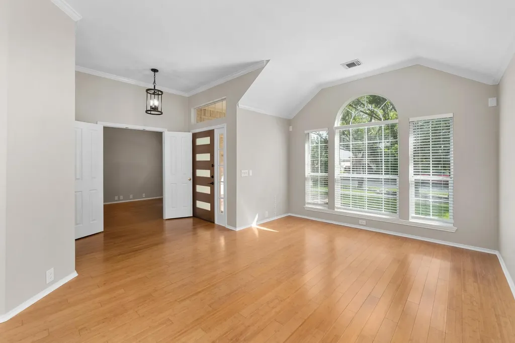 5405 Apache Creek Cove Austin TX 78735