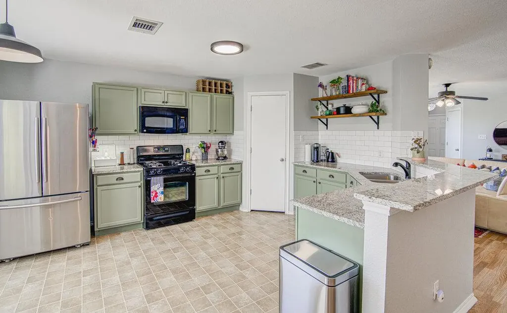 483 Quarter Avenue Buda TX 78610