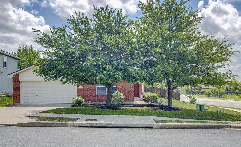 483 Quarter Avenue Buda TX 78610