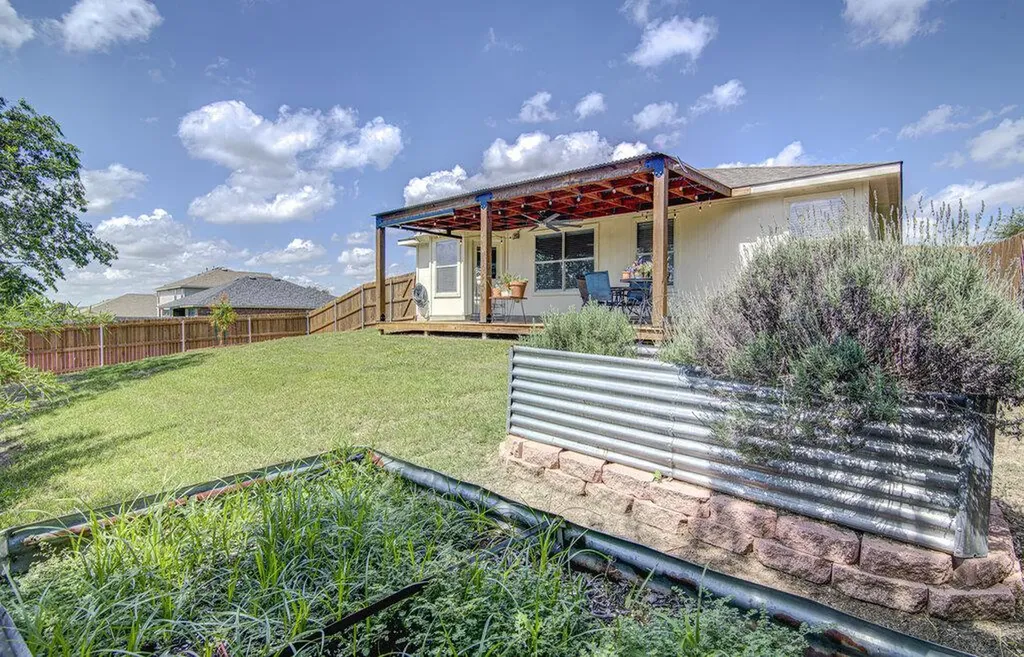 483 Quarter Avenue Buda TX 78610
