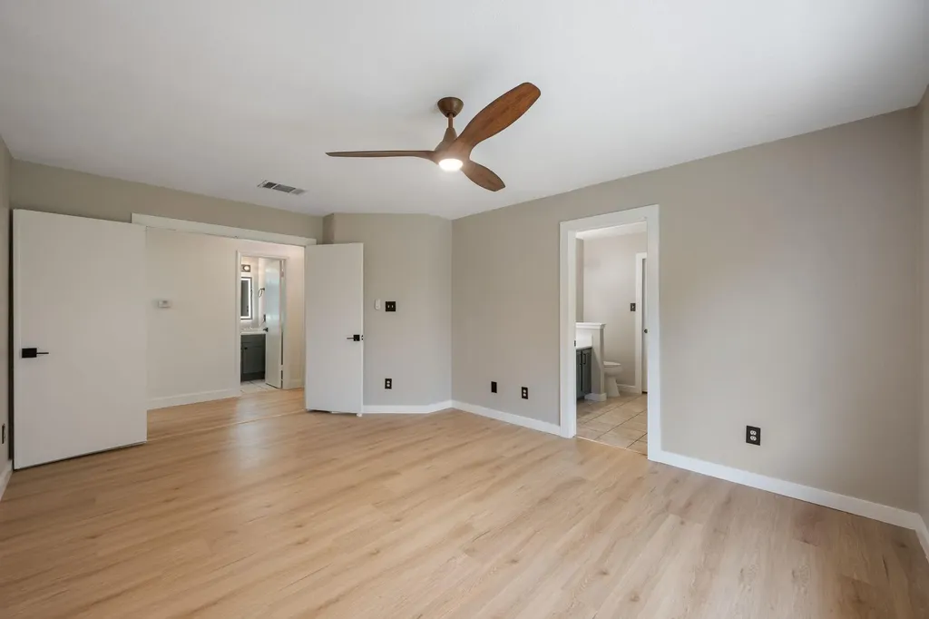 8322 Doe Meadow Drive Austin TX 78749