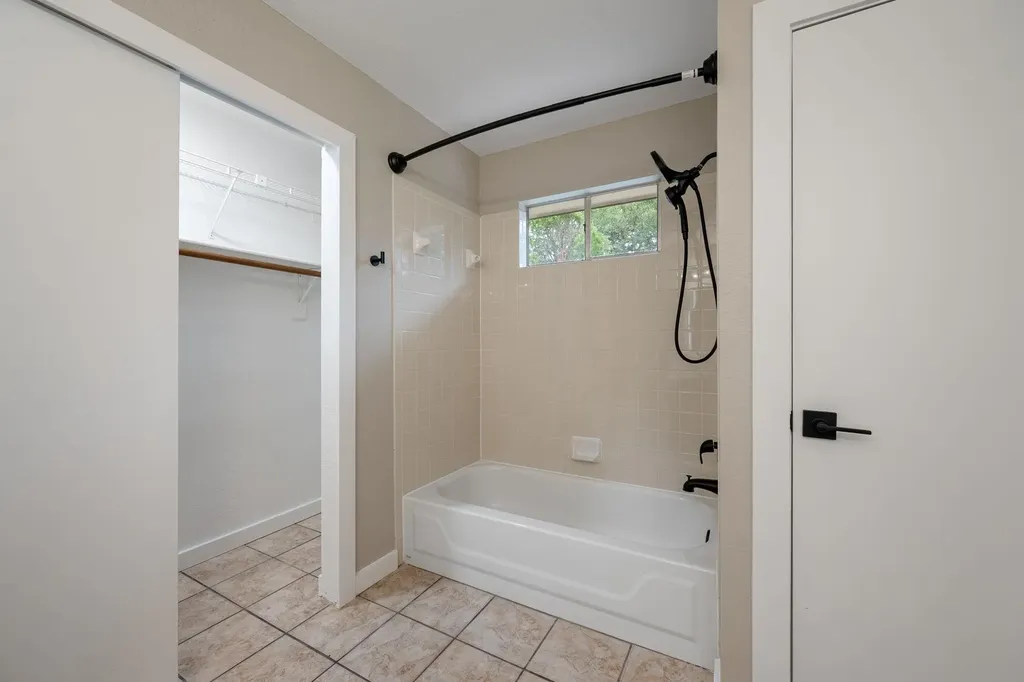 8322 Doe Meadow Drive Austin TX 78749